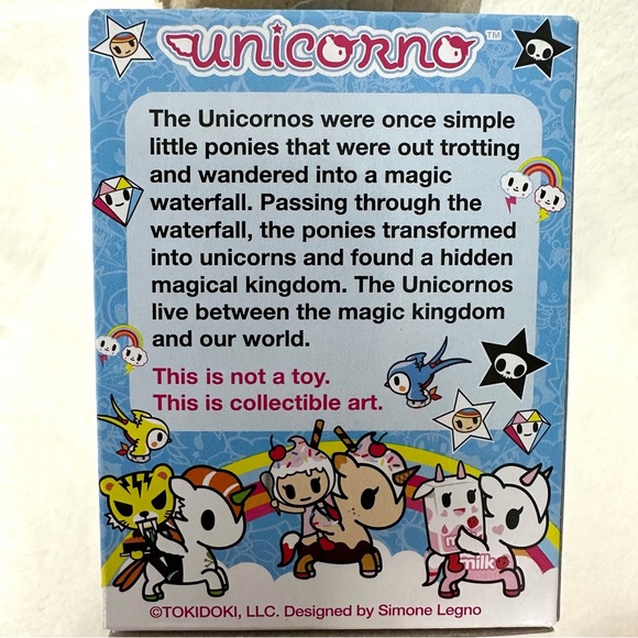 Tokidoki Amarena & Sundae Vinyl Figure - Picture 8 of 10